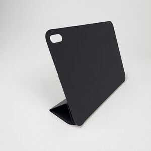ESR Rebound Magnetic Case for iPad 11th Gen A16 10th Gen 10.9 Black